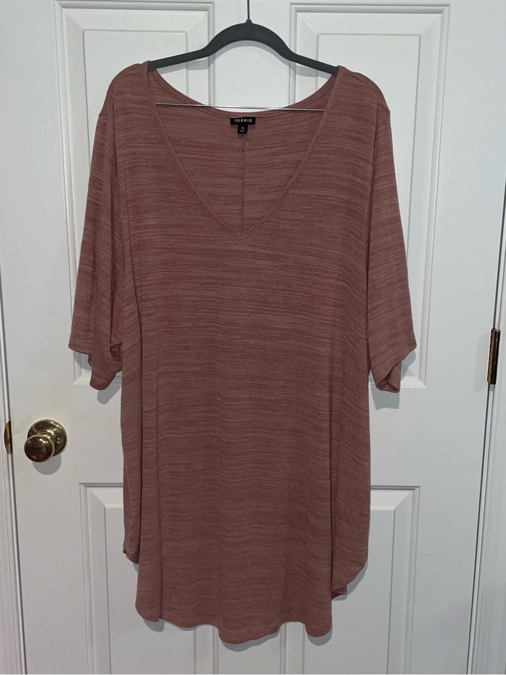 Torrid Heather Rose Pink V-Neck Tunic Top Soft Stretch Womens Plus Sz 5 X US 28 - Picture 1 of 5